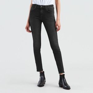 LEVI SIGNATURE BLACK SKINNY JEANS